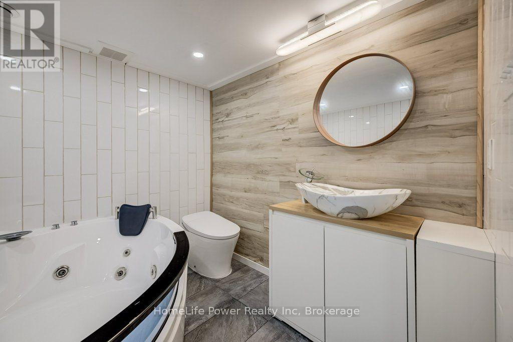 16 Irongate Drive, Brant, Ontario  N3L 4G4 - Photo 35 - X13784632