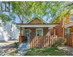201 LINSMORE CRESCENT, Toronto, Ontario