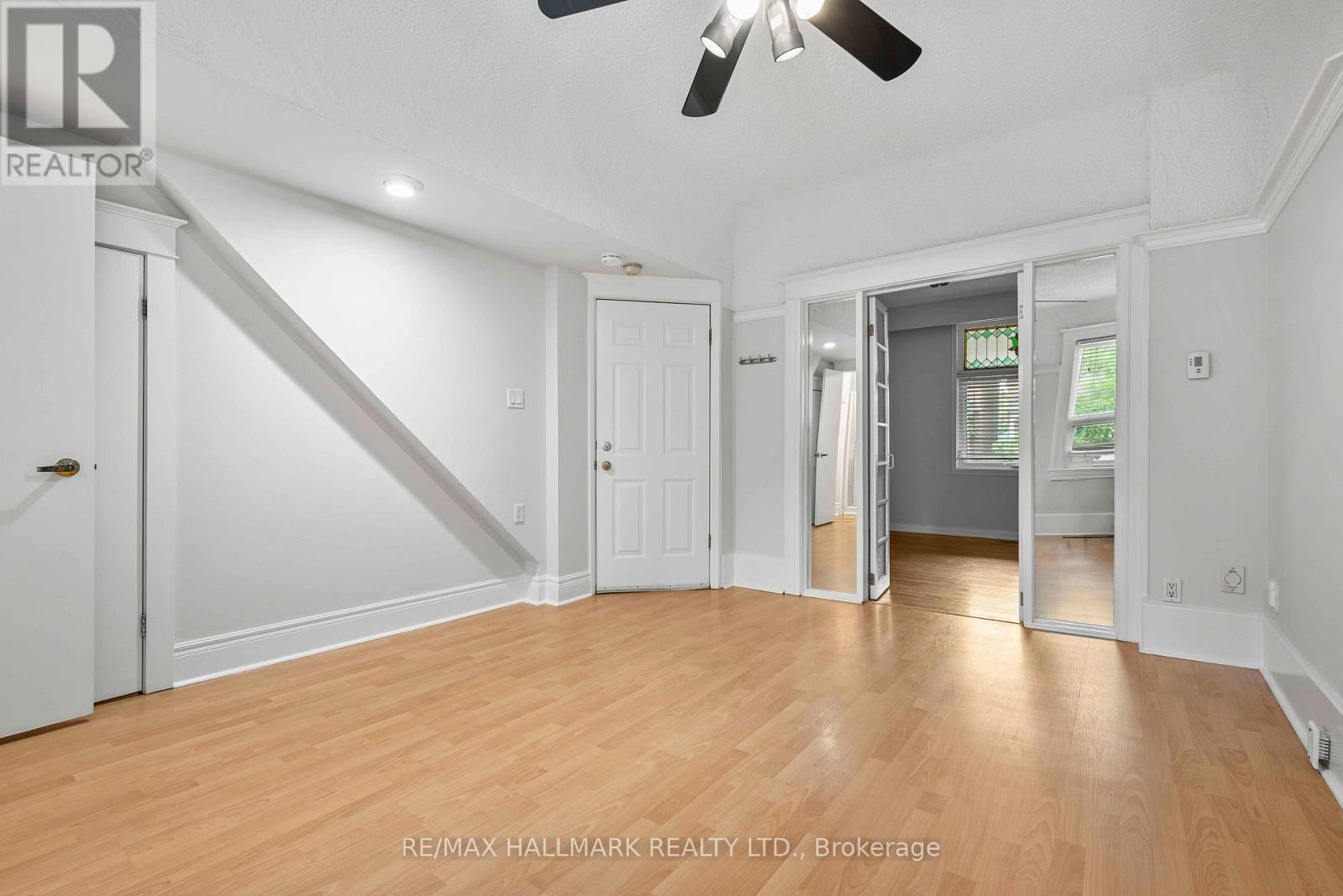 Main Floor - 806 Logan Avenue, Toronto, Ontario  M4K 3E1 - Photo 13 - E13784766