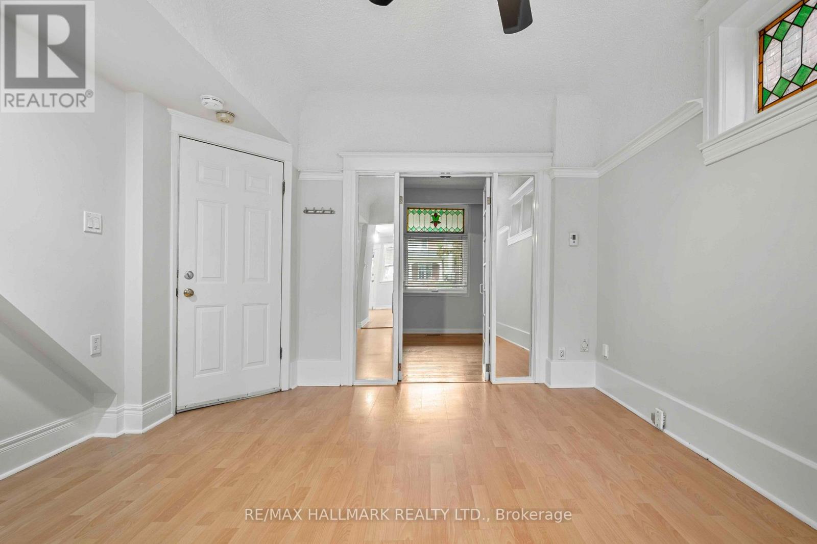 Main Floor - 806 Logan Avenue, Toronto, Ontario  M4K 3E1 - Photo 14 - E13784766