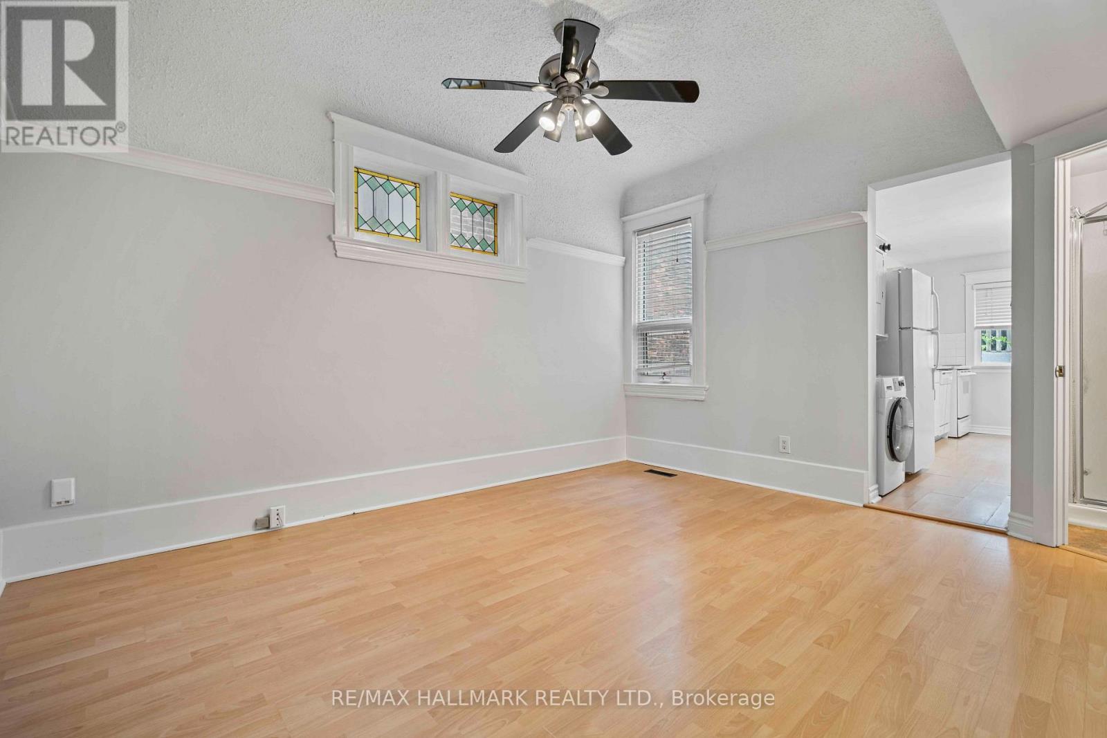 Main Floor - 806 Logan Avenue, Toronto, Ontario  M4K 3E1 - Photo 6 - E13784766
