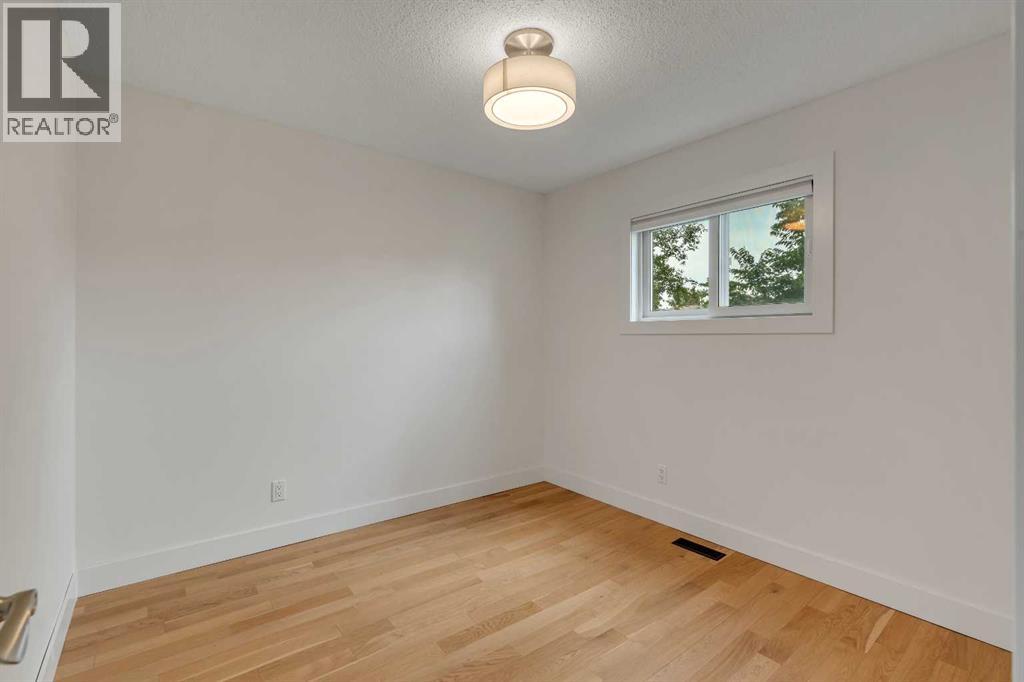 95 Shawglen Rise SW, Calgary, Alberta  T2Y 1Z2 - Photo 26 - A2342081