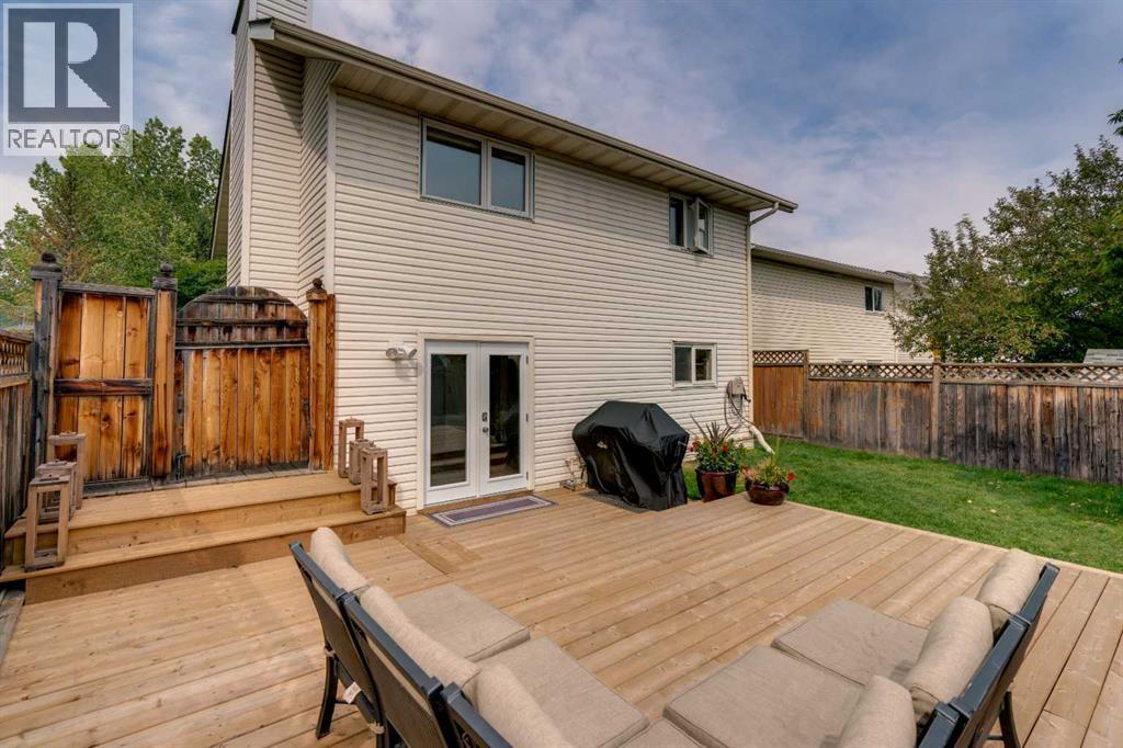 95 Shawglen Rise SW, Calgary, Alberta  T2Y 1Z2 - Photo 35 - A2342081