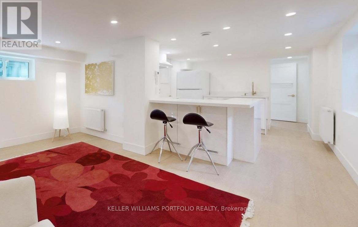 22 Pitt Avenue, Toronto, Ontario  M1L 2R1 - Photo 18 - E13784012