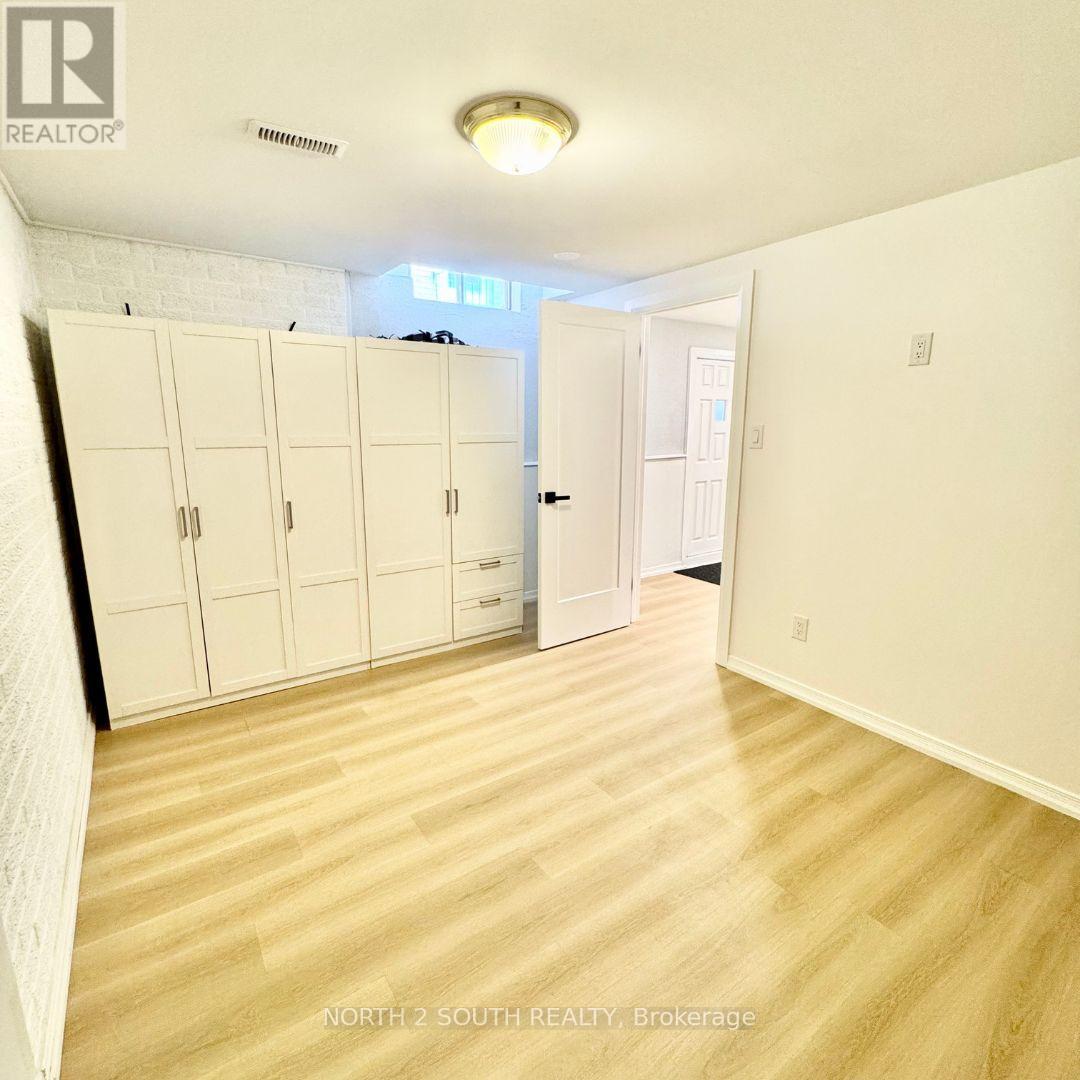 319 Glen Shields Avenue, Vaughan, Ontario  L4K 1T4 - Photo 34 - N13778984