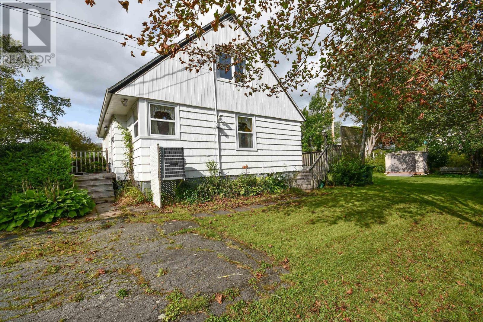 14 Clifford Drive photo 35