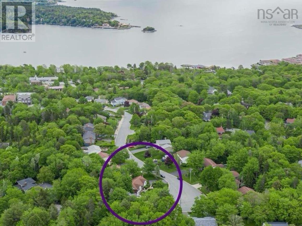 71 Douglas Drive photo 25