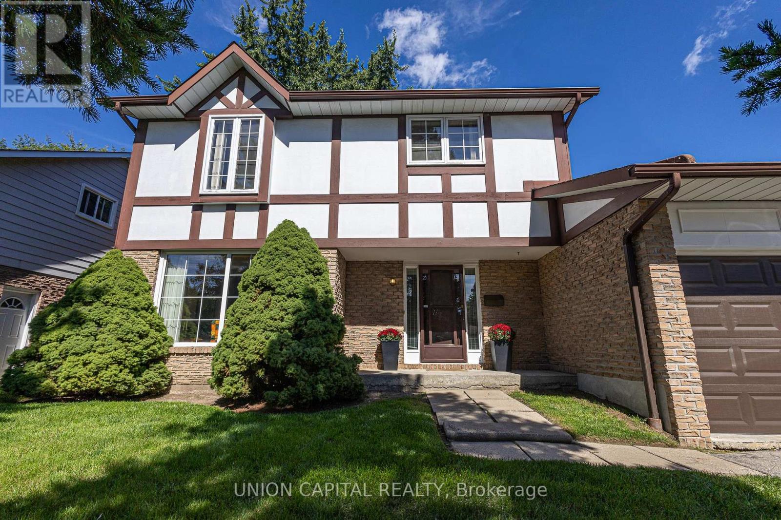223 CENTRE STREET W, richmond hill (mill pond), Ontario