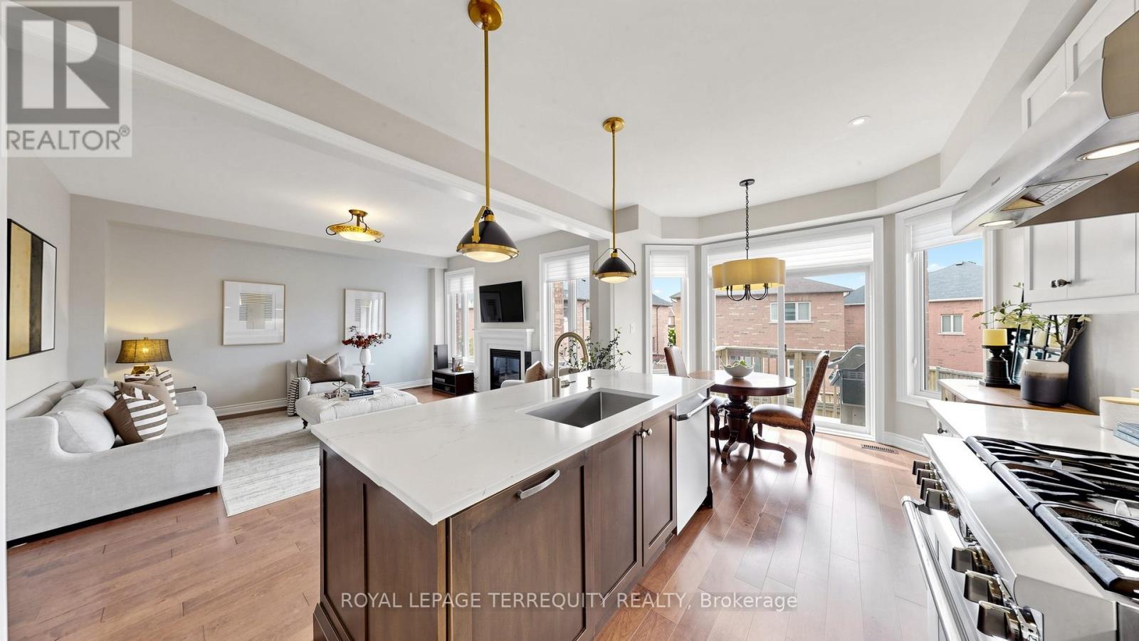 73 Manila Avenue, Markham, Ontario  L6C 0R7 - Photo 18 - N13784734