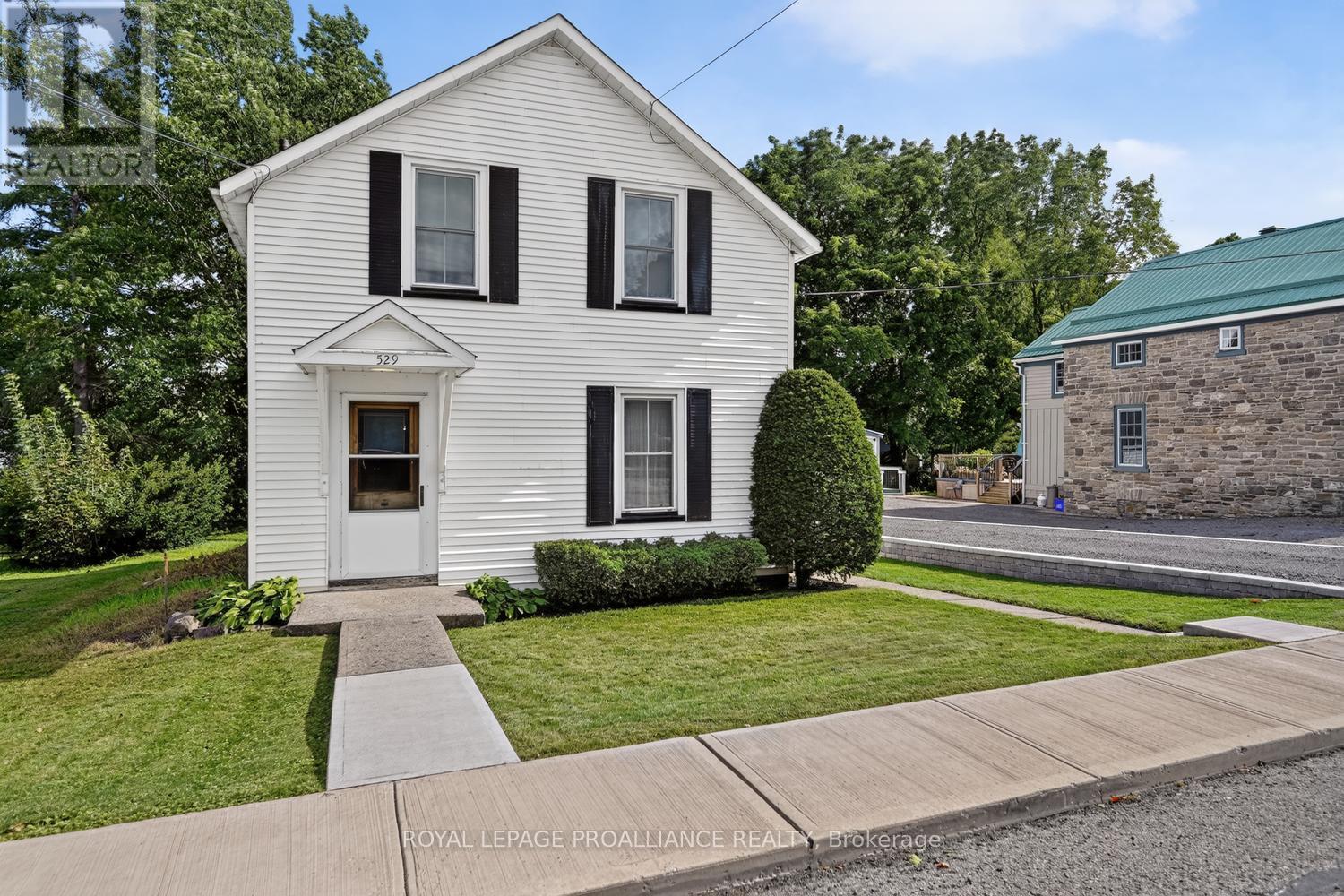 529 DIBBLE STREET W, Prescott, Ontario