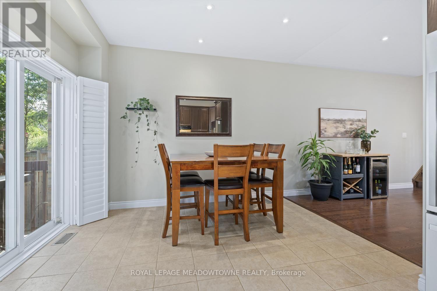 19 Goldham Way, Halton Hills, Ontario  L7G 0B2 - Photo 15 - W13784600