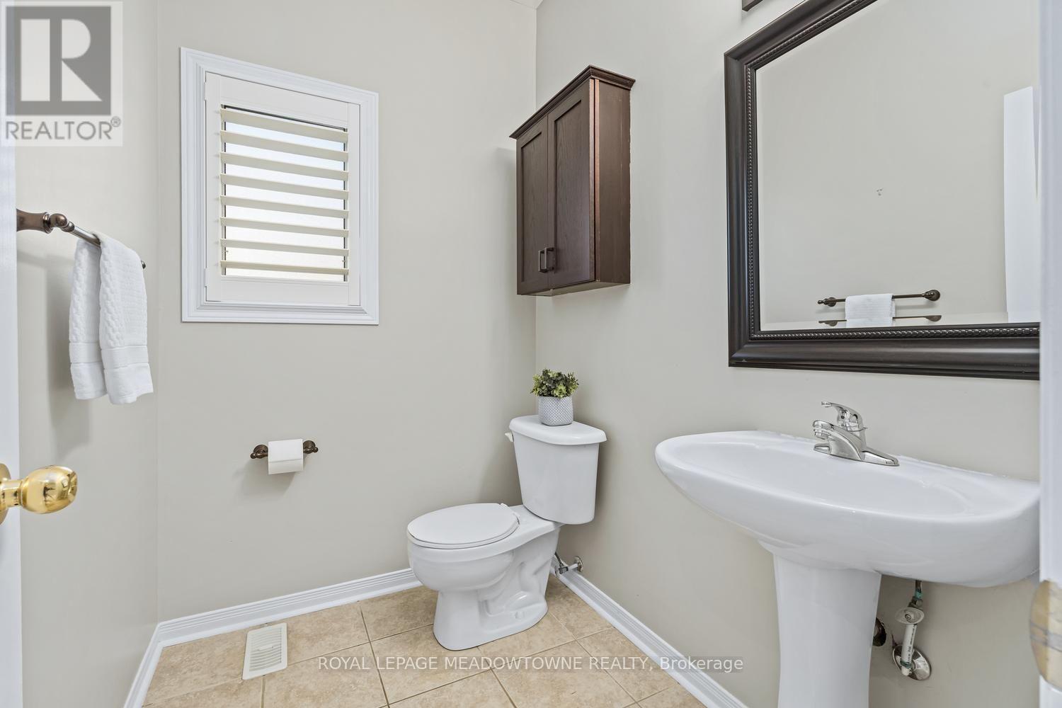 19 Goldham Way, Halton Hills, Ontario  L7G 0B2 - Photo 19 - W13784600