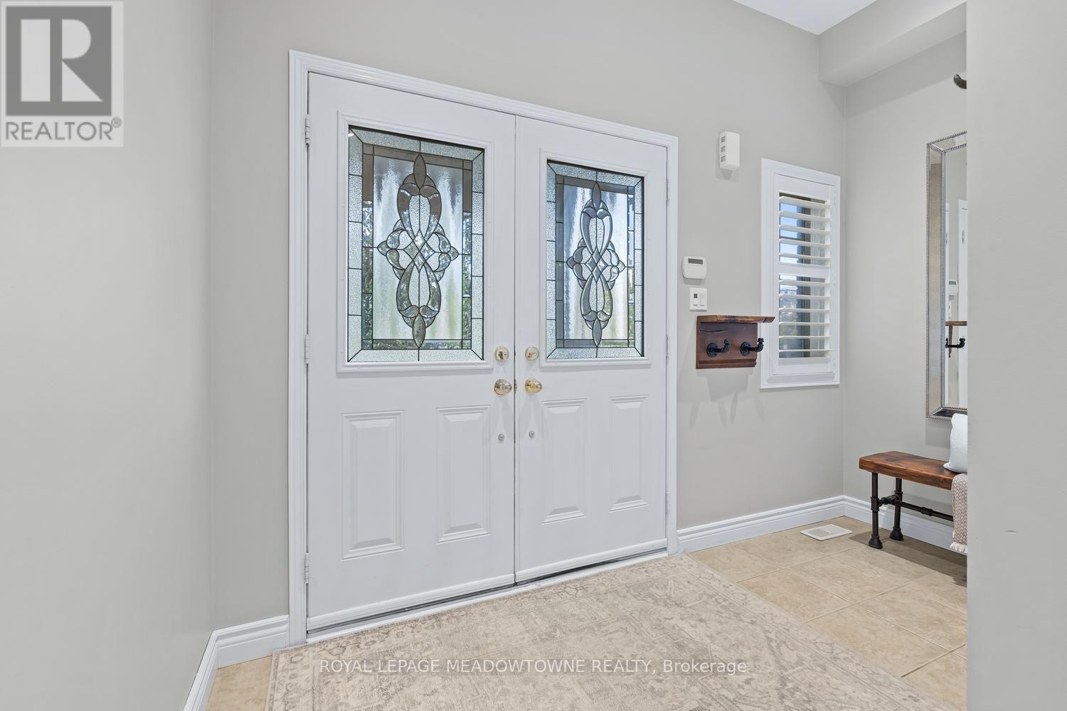 19 Goldham Way, Halton Hills, Ontario  L7G 0B2 - Photo 5 - W13784600