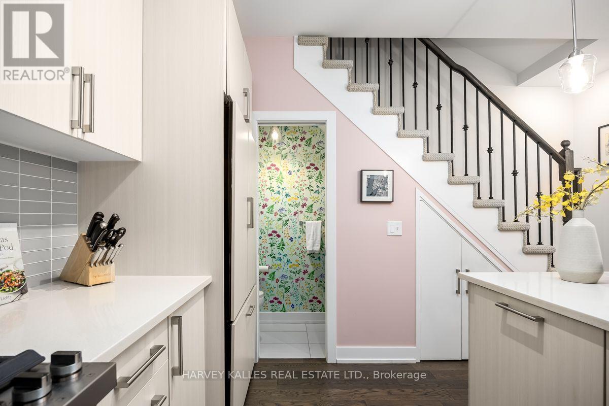 61 - 1 Elsie Lane, Toronto, Ontario  M6P 0B8 - Photo 13 - W13784640