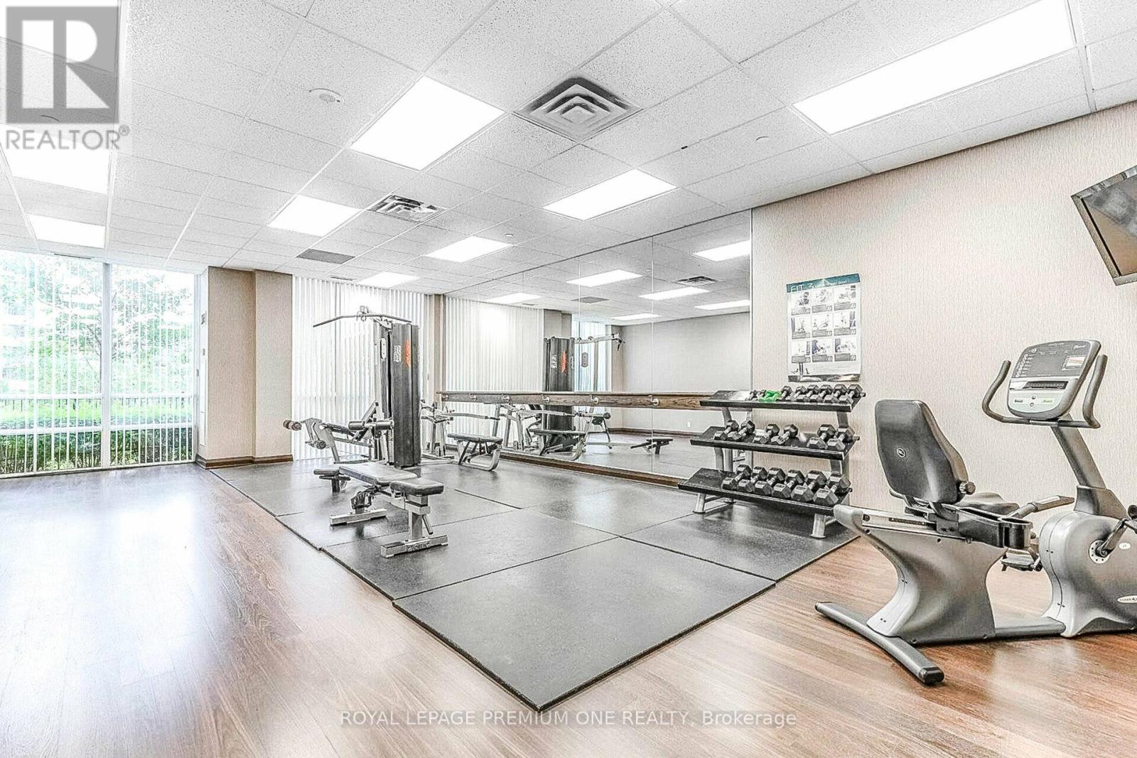 911 - 1 Michael Power Place, Toronto (Islington-City Centre West), Ontario  M9A 0A1 - Photo 30 - W13784658