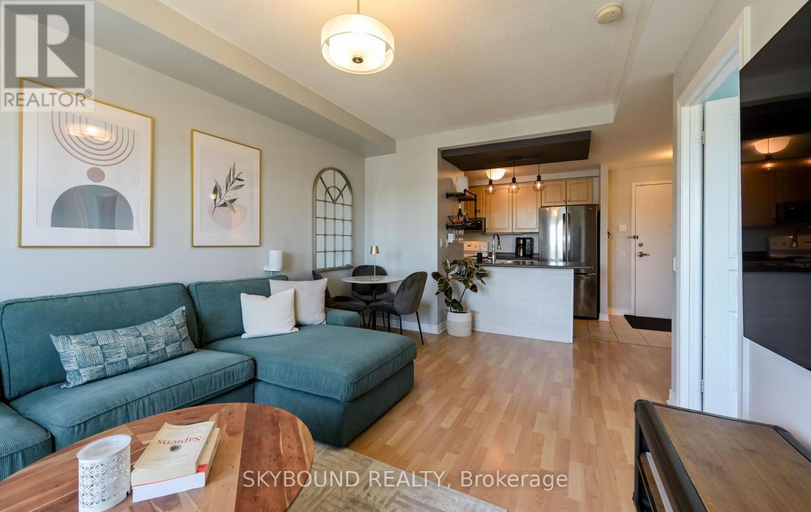 516 - 1415 Lawrence Avenue W, Toronto, Ontario  M6L 1A9 - Photo 3 - W13784772