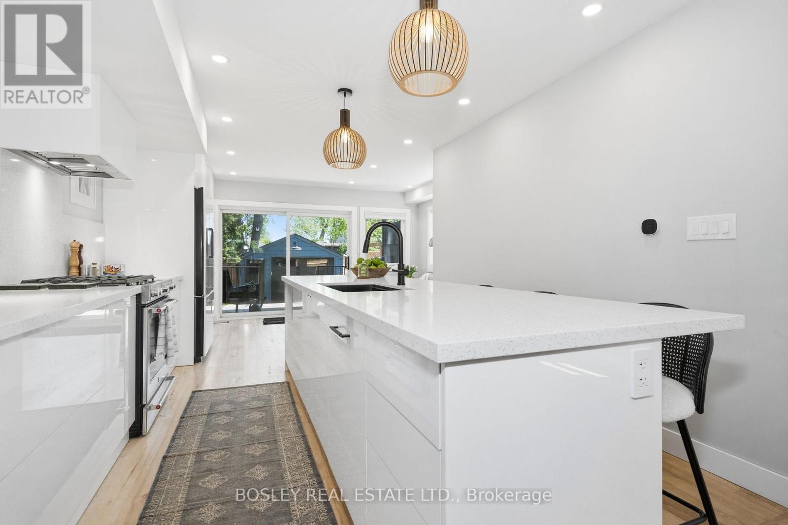 55 Algoma Street, Toronto, Ontario  M8Y 1C4 - Photo 9 - W13784776