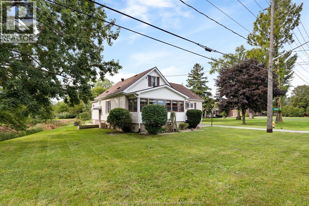 2585 Bouffard Road, Lasalle, Ontario  N9H 1V9 - Photo 3 - 26022578