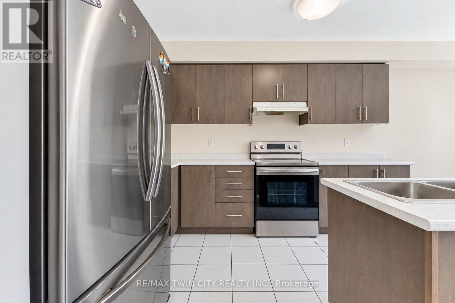 755 Linden Dr Unit 37 Drive, Cambridge, Ontario  N3H 0E4 - Photo 7 - X13784650