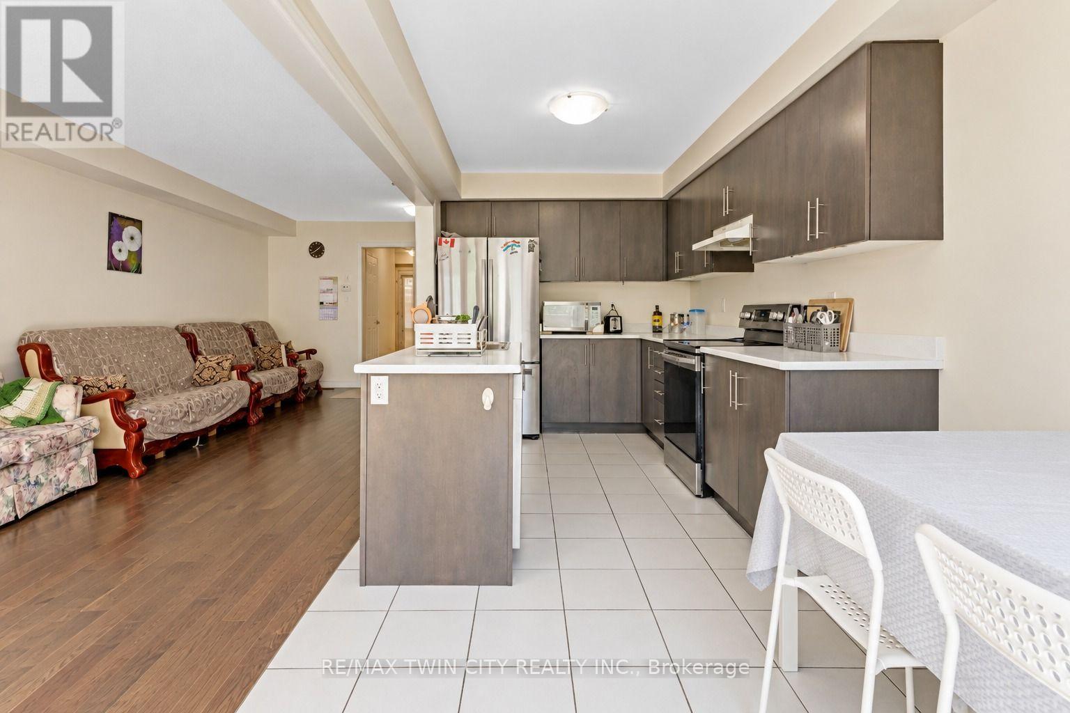 755 Linden Dr Unit 37 Drive, Cambridge, Ontario  N3H 0E4 - Photo 9 - X13784650
