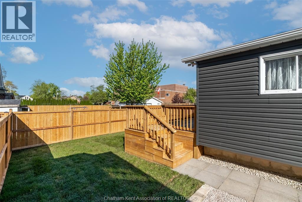 12 Lansdowne Avenue, Chatham, Ontario  N7M 4J3 - Photo 5 - 26022591