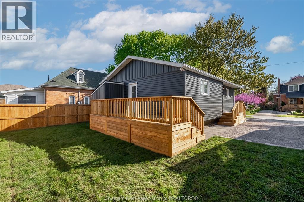 12 Lansdowne Avenue, Chatham, Ontario  N7M 4J3 - Photo 6 - 26022591