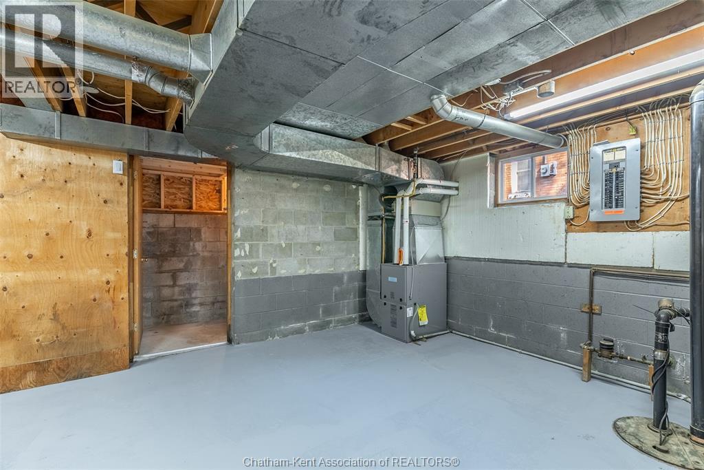 12 Lansdowne Avenue, Chatham, Ontario  N7M 4J3 - Photo 30 - 26022591