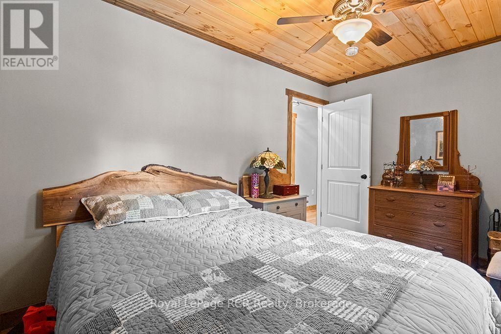 269 Lindsay Road 20 Road, Northern Bruce Peninsula, Ontario  N0H 1Z0 - Photo 35 - X13727418