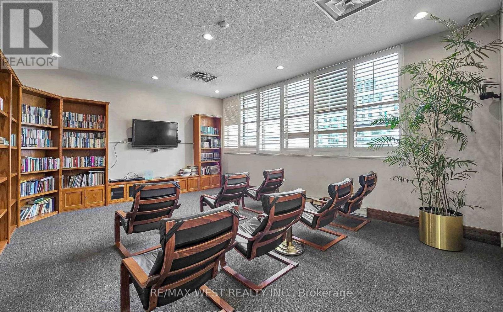 1801 - 55 Elm Drive W, Mississauga, Ontario  L5B 3Z3 - Photo 34 - W13784192