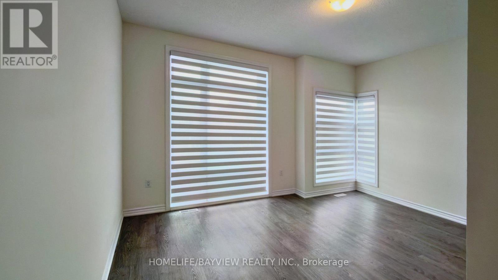 105 Halldorson Avenue, Aurora, Ontario  L4G 7B6 - Photo 27 - N13784446