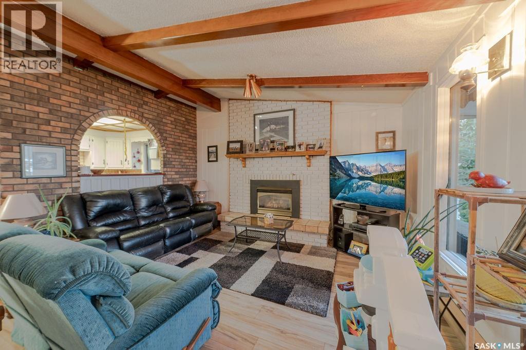 526 Pasqua Lake ROAD photo 12