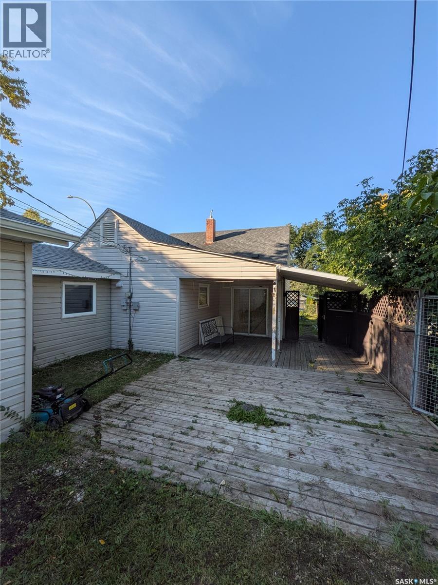 501 19th Street E, Prince Albert, Saskatchewan  S6V 1K3 - Photo 12 - SK048411