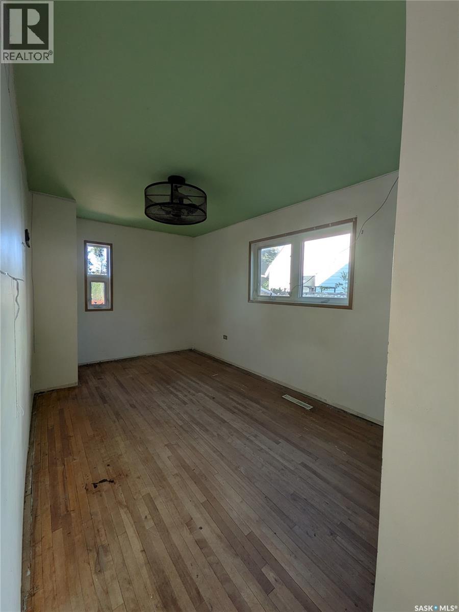 501 19th Street E, Prince Albert, Saskatchewan  S6V 1K3 - Photo 28 - SK048411