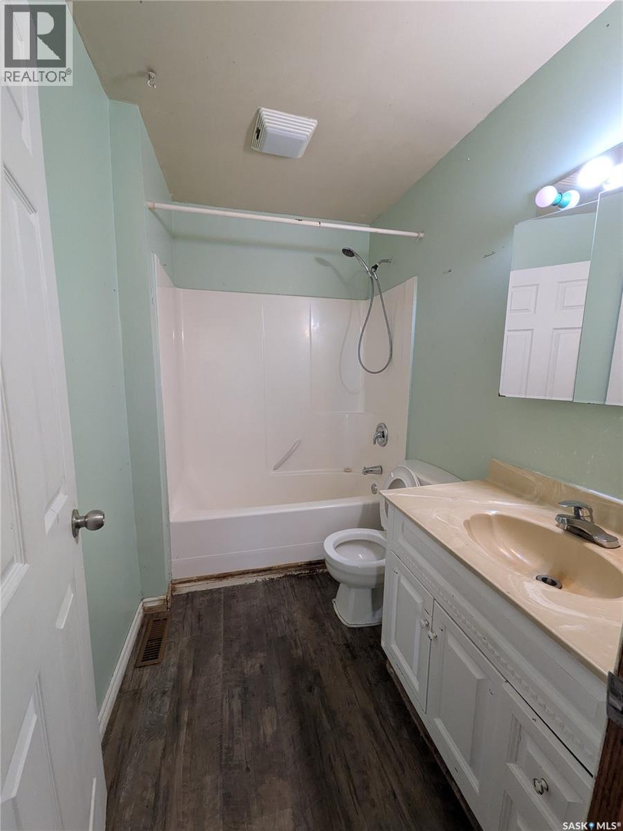 501 19th Street E, Prince Albert, Saskatchewan  S6V 1K3 - Photo 30 - SK048411