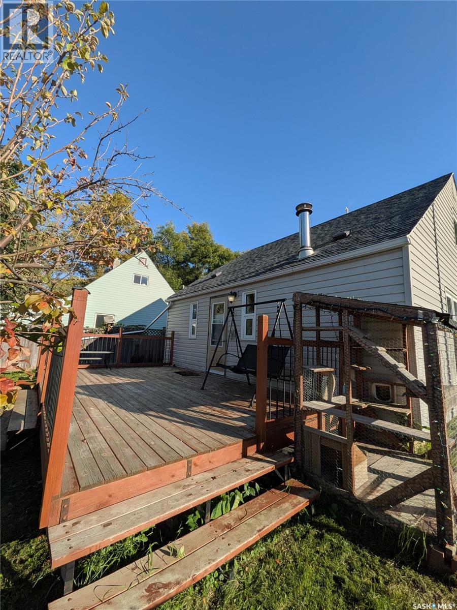 501 19th Street E, Prince Albert, Saskatchewan  S6V 1K3 - Photo 6 - SK048411