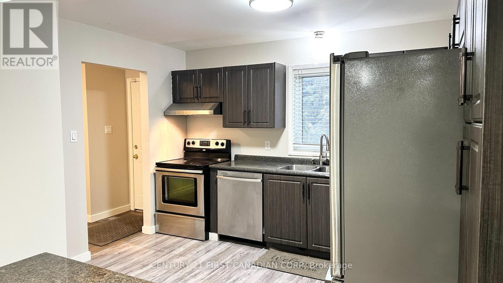 46 - 217 Martinet Avenue, London East, Ontario  N5V 4P5 - Photo 8 - X13784844