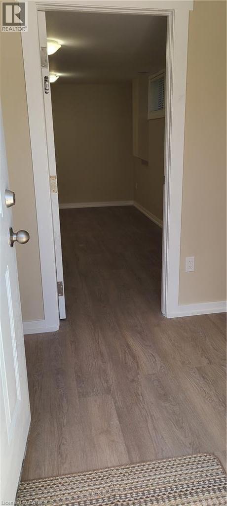 120 Elmwood Avenue Unit# B, Cambridge, Ontario  N1R 4Y6 - Photo 4 - 40863459