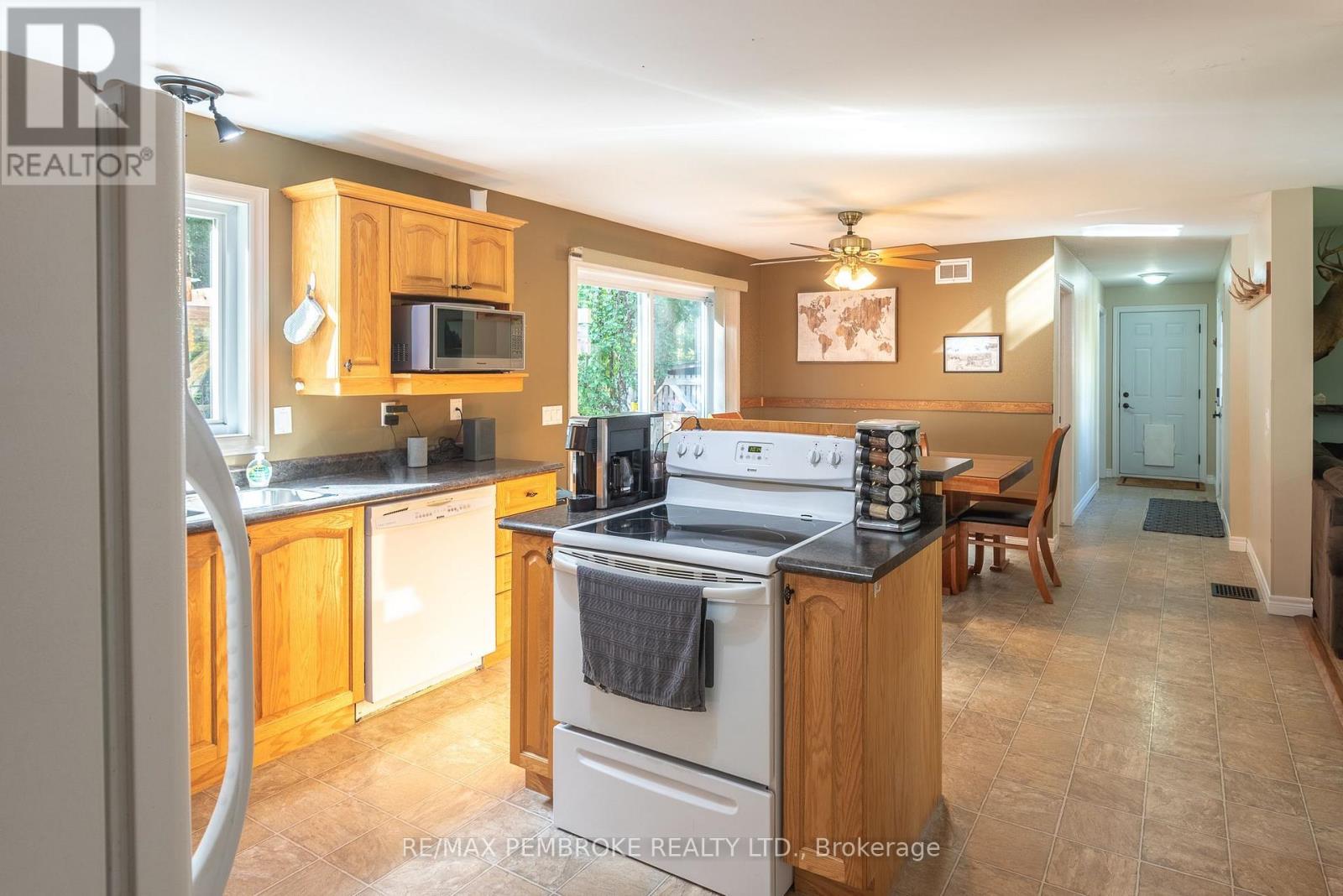 469 Woito Station Road, North Algona Wilberforce, Ontario K8A 6W5 - Photo 12 - X13784938