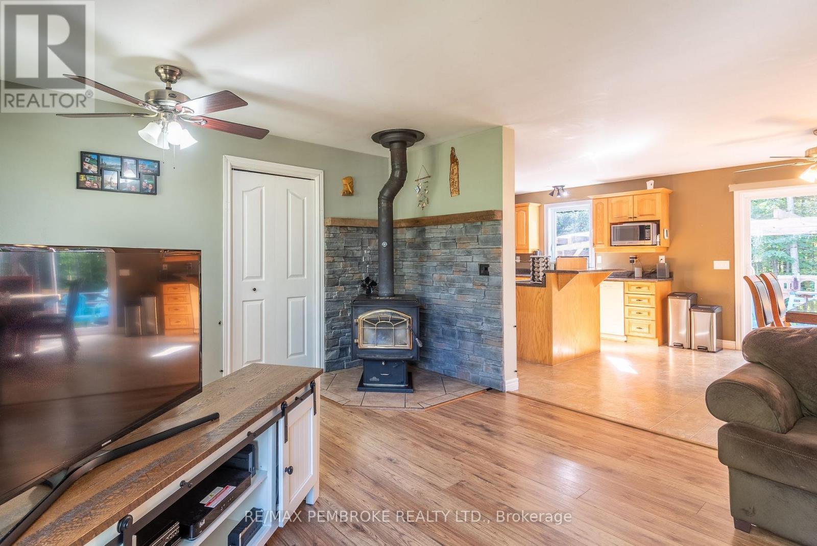 469 Woito Station Road, North Algona Wilberforce, Ontario K8A 6W5 - Photo 15 - X13784938