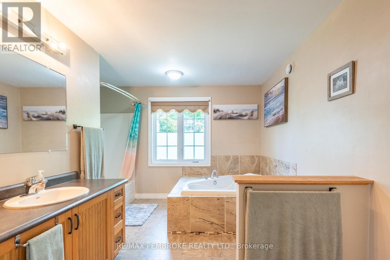 469 Woito Station Road, North Algona Wilberforce, Ontario K8A 6W5 - Photo 17 - X13784938