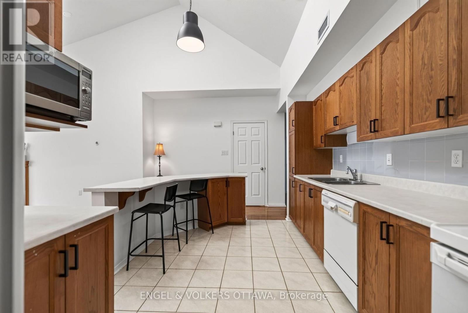 116 Robson Court, Ottawa, Ontario K2K 2W1 - Photo 12 - X13784850