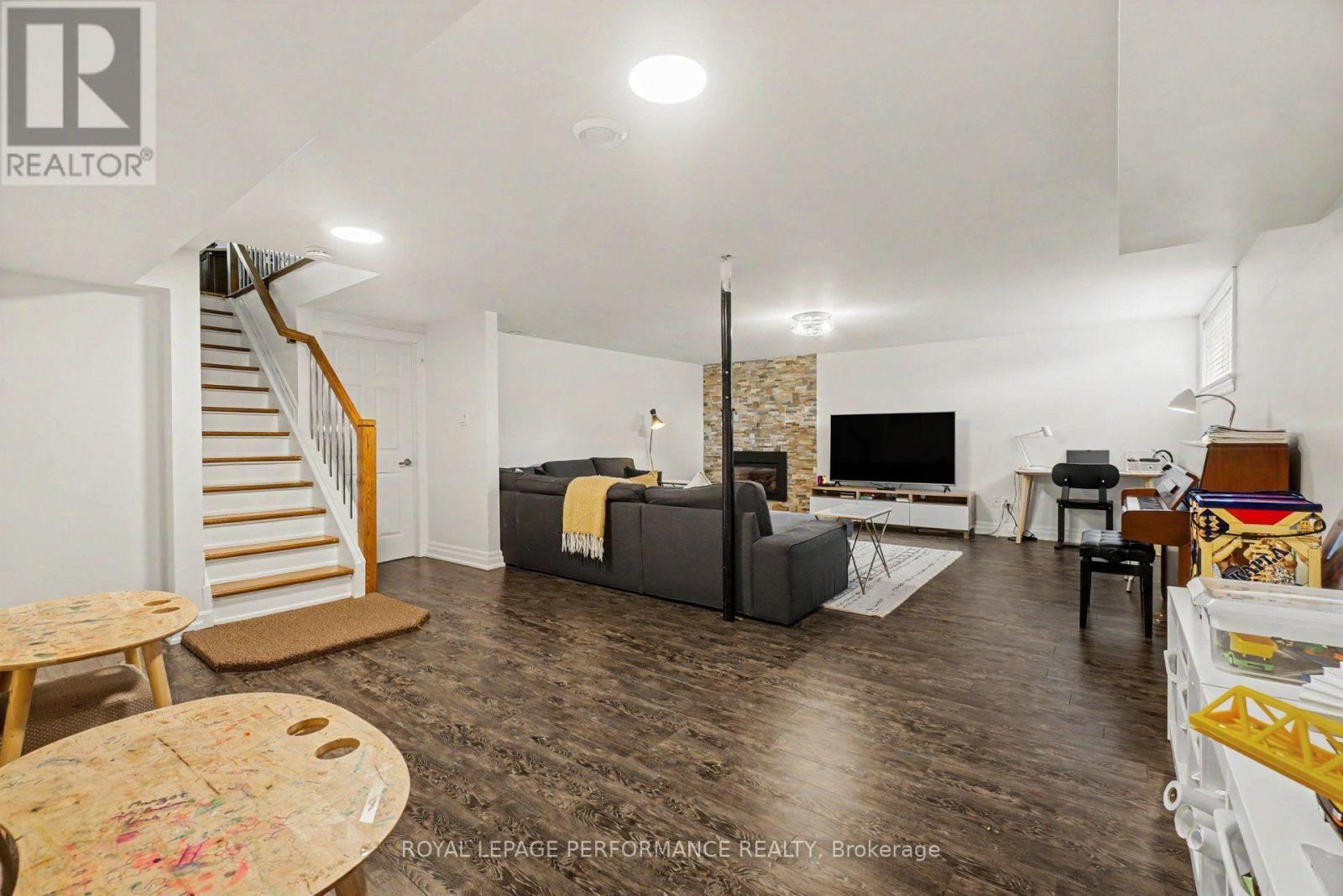 2061 Cabot Street, Ottawa, Ontario  K1H 6J7 - Photo 24 - X13784972
