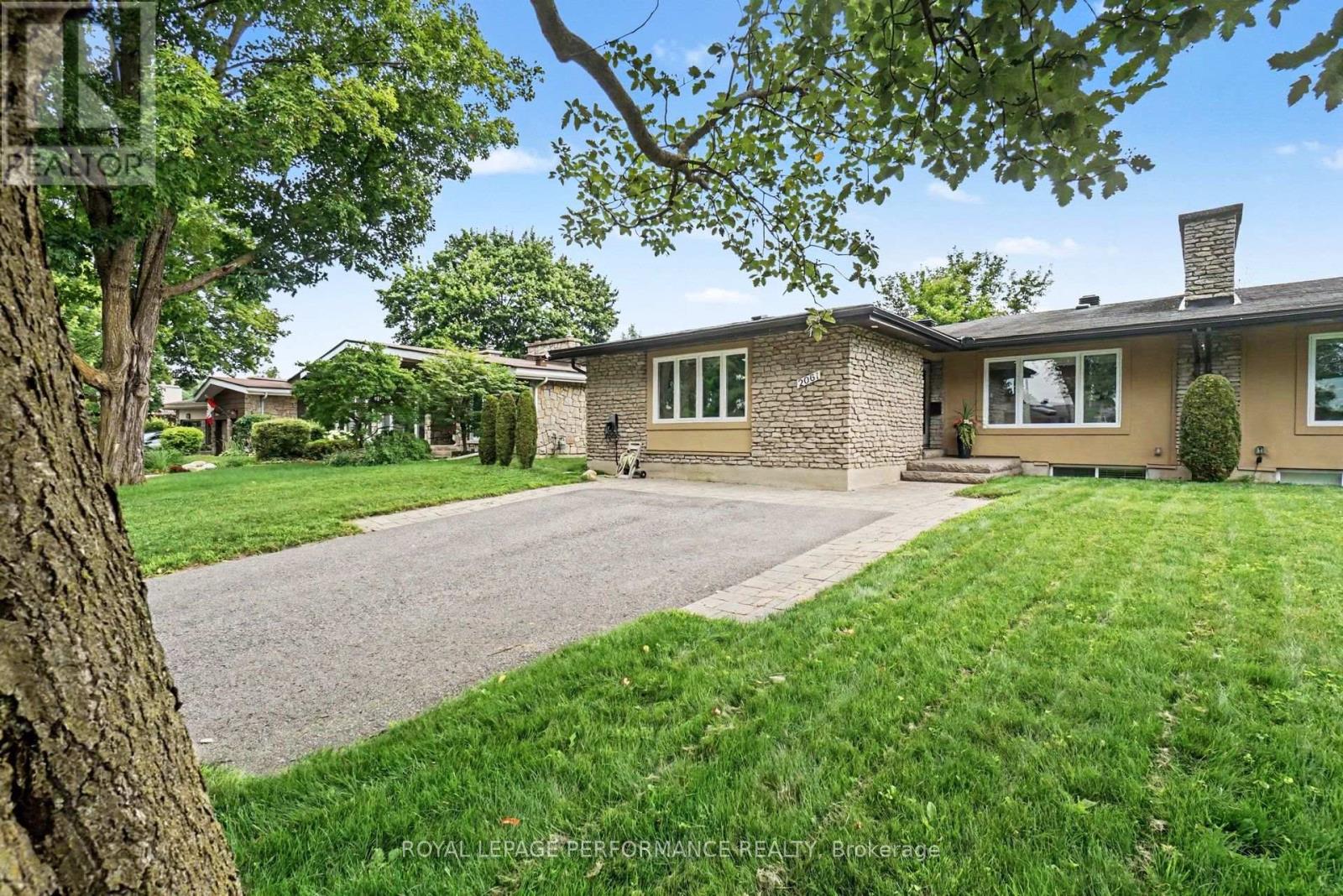 2061 Cabot Street, Ottawa, Ontario  K1H 6J7 - Photo 40 - X13784972