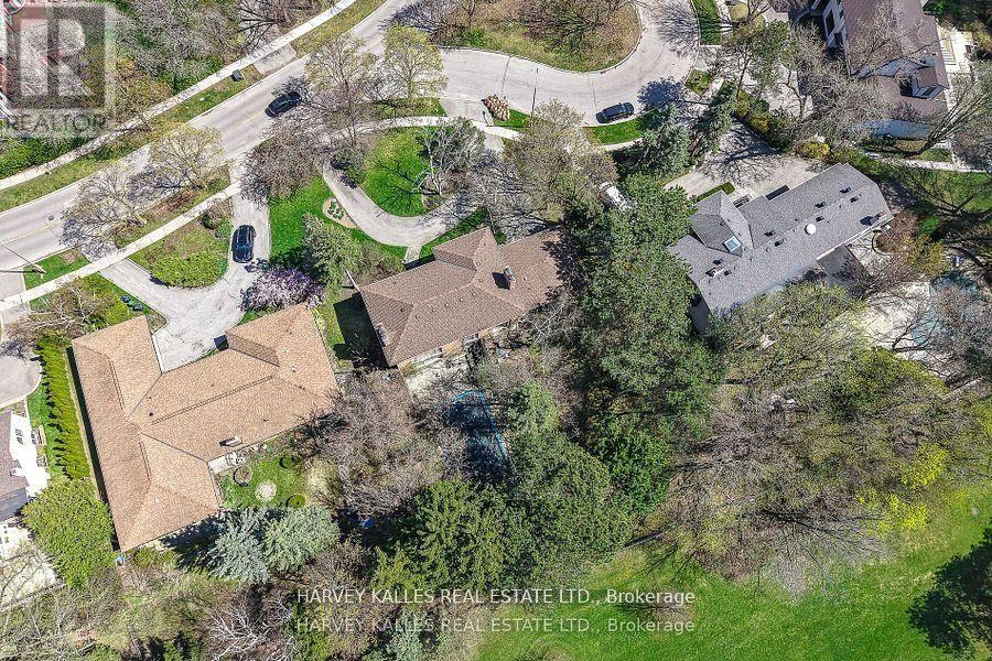 38 Fifeshire Road, Toronto (St. Andrew-Windfields), Ontario  M2L 2G6 - Photo 36 - C13784786