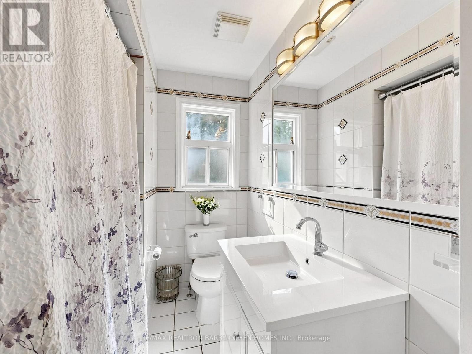 37 Tefley Road, Toronto, Ontario  M2M 1C5 - Photo 12 - C13784806