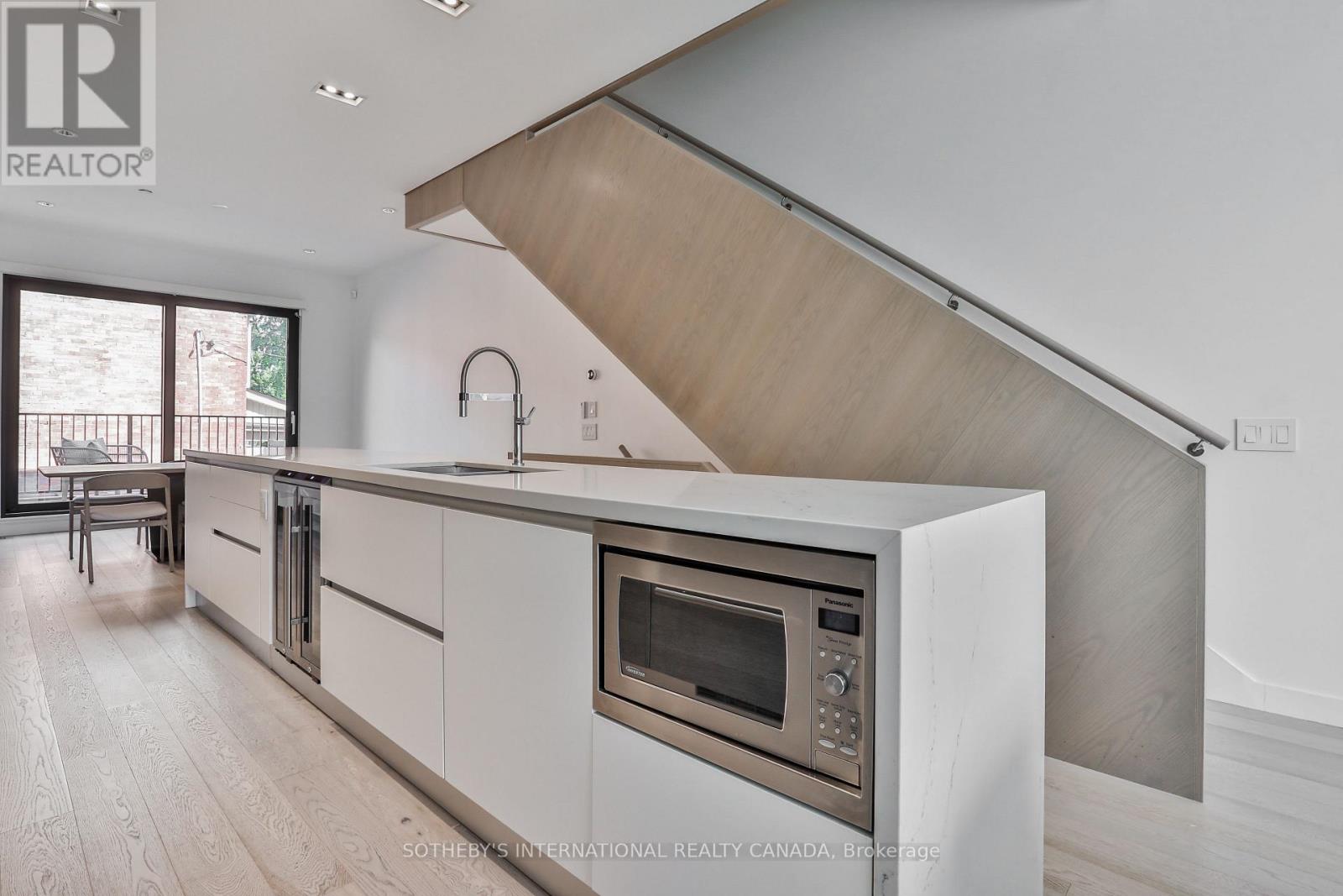 352b Harbord Street, Toronto, Ontario  M6G 1H7 - Photo 18 - C13784920