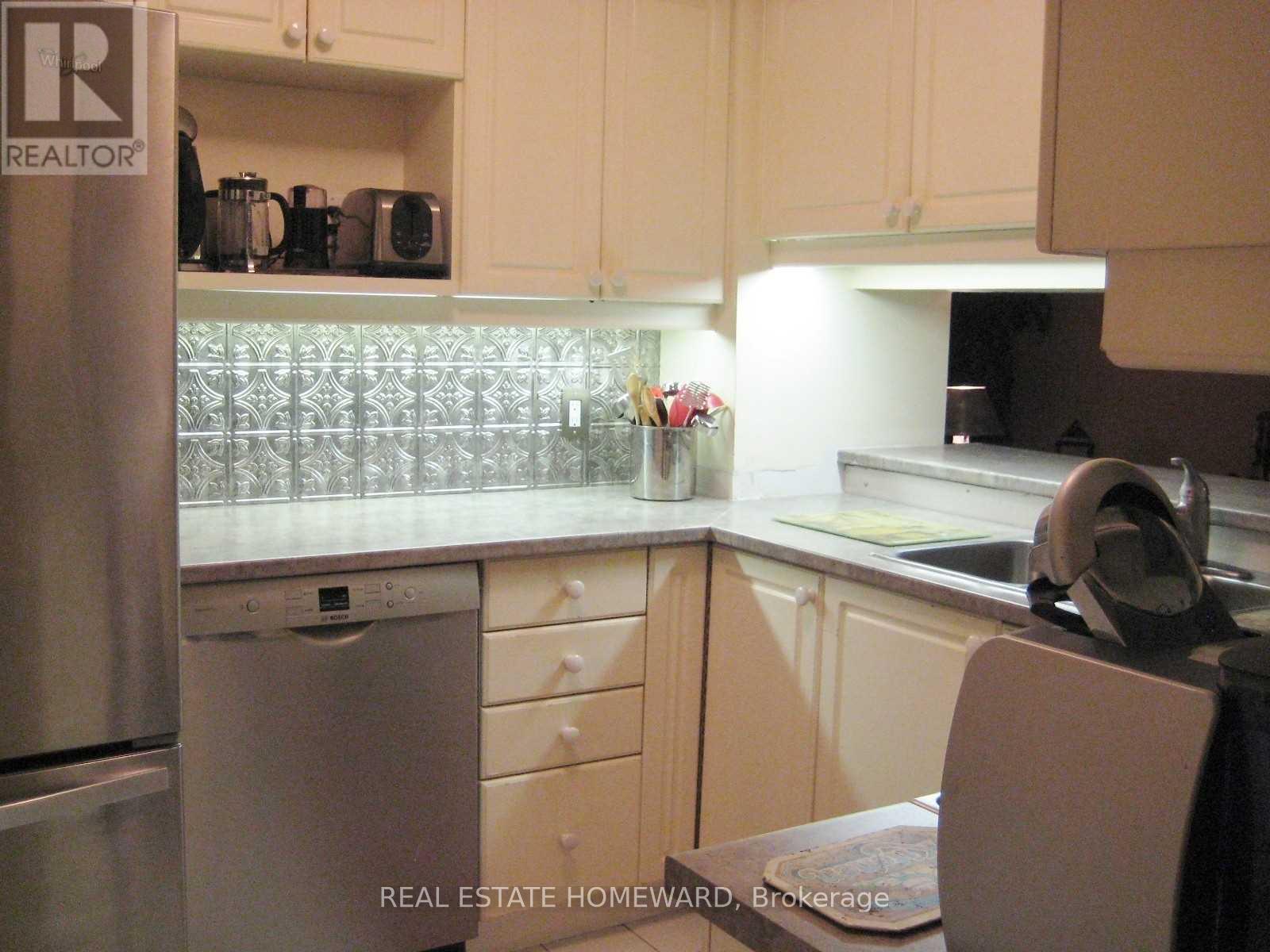 702 - 71 Simcoe Street, Toronto, Ontario  M5J 2S9 - Photo 6 - C13784954