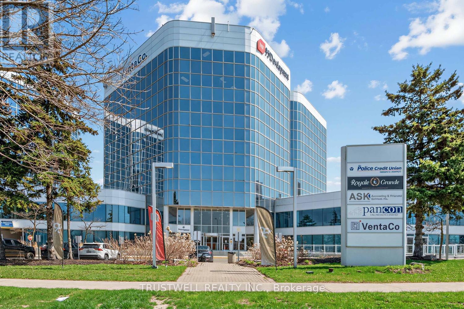 615 - 105 Gordon Baker Road, Toronto, Ontario  M2H 3P8 - Photo 2 - C13784970