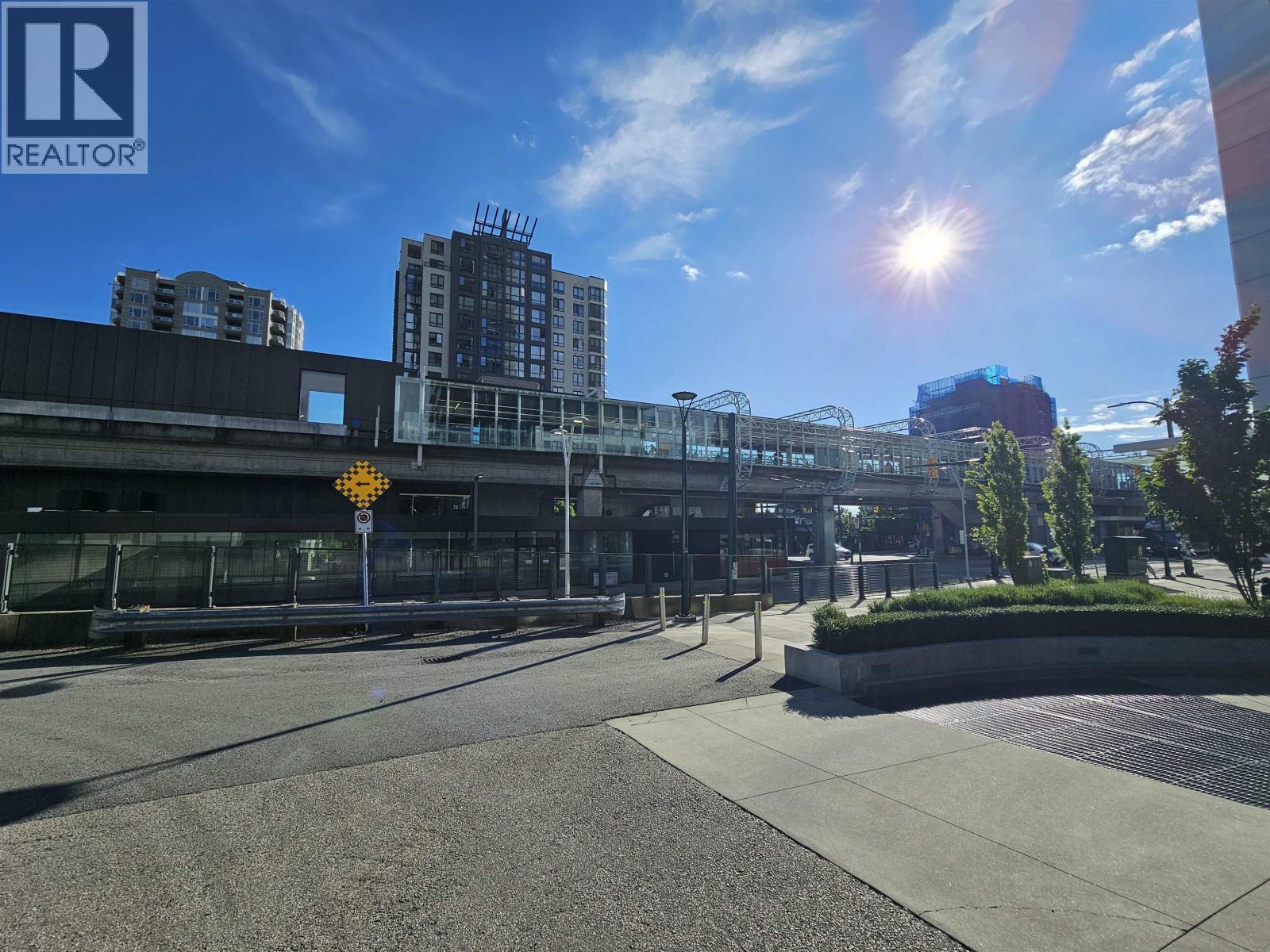 5045 Payne Street, Vancouver, British Columbia  V5R 4J5 - Photo 3 - R3165477