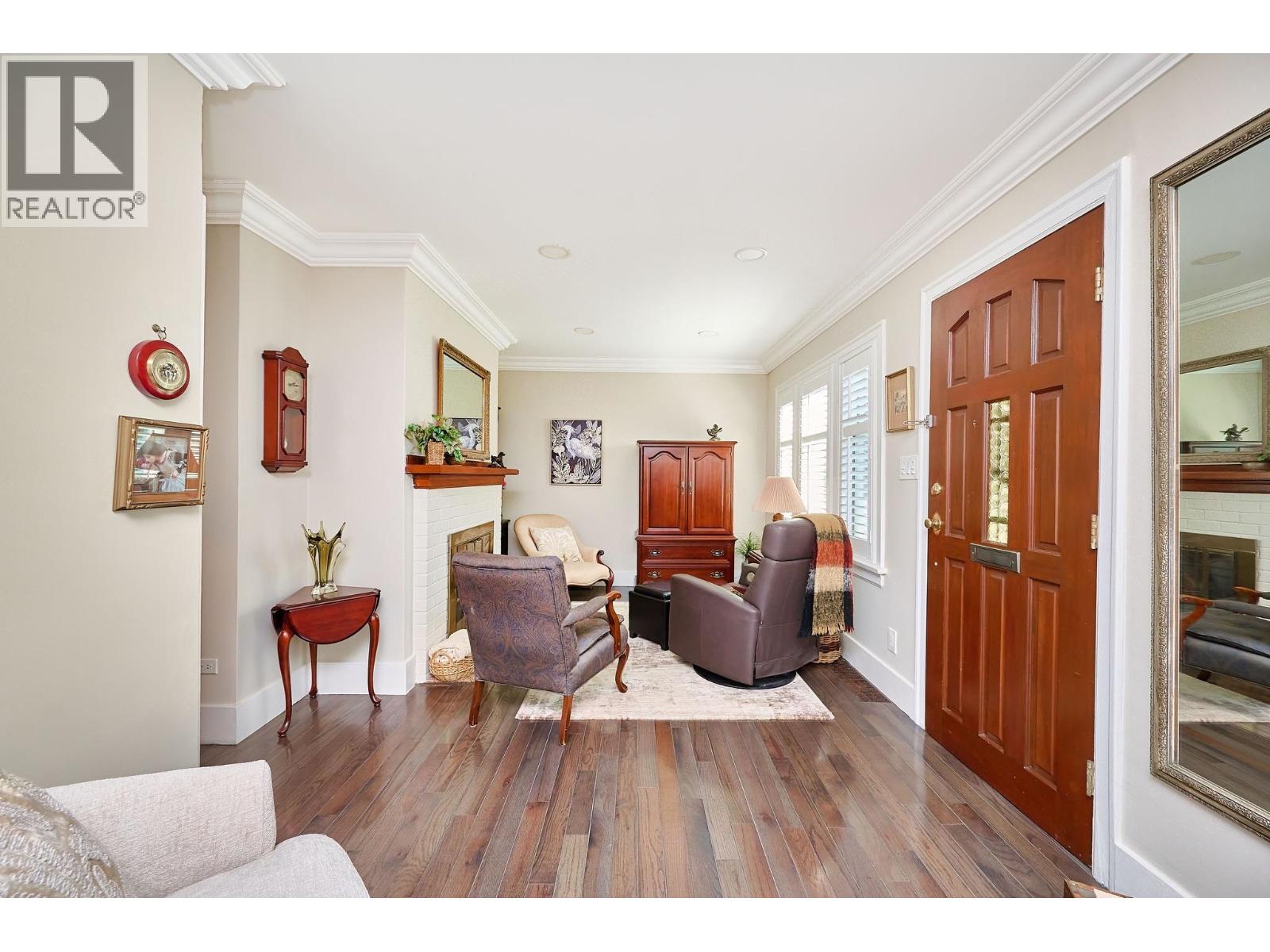 81 E 19th Avenue, Vancouver, British Columbia  V5V 1H8 - Photo 2 - R3165505